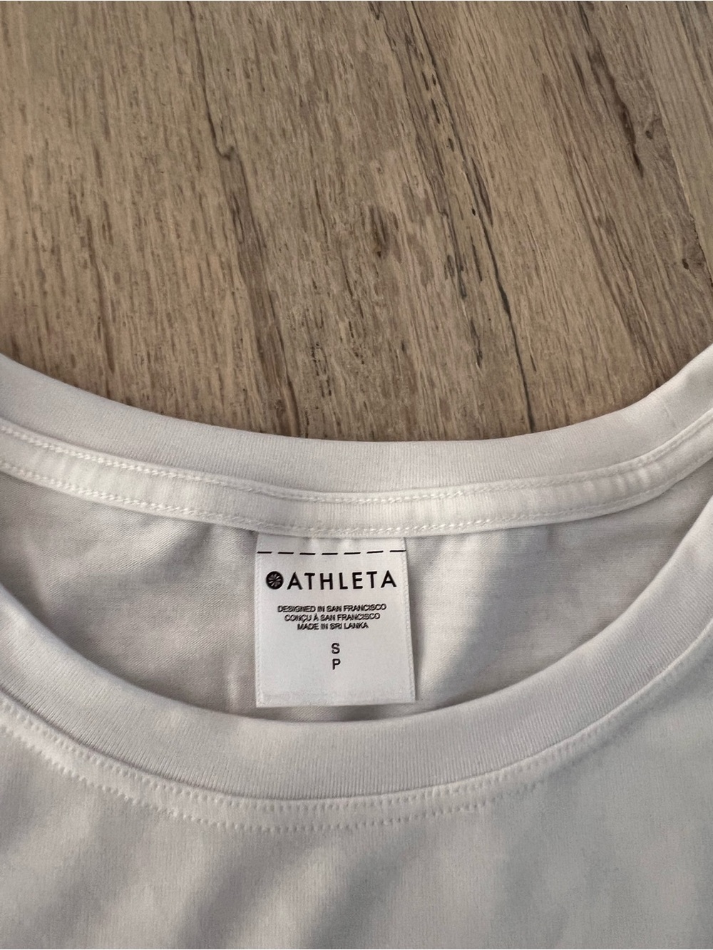 ATHLETA Women's With Ease Crop Relaxed Tee Shirt White-Size Small New - Picture 5 of 9